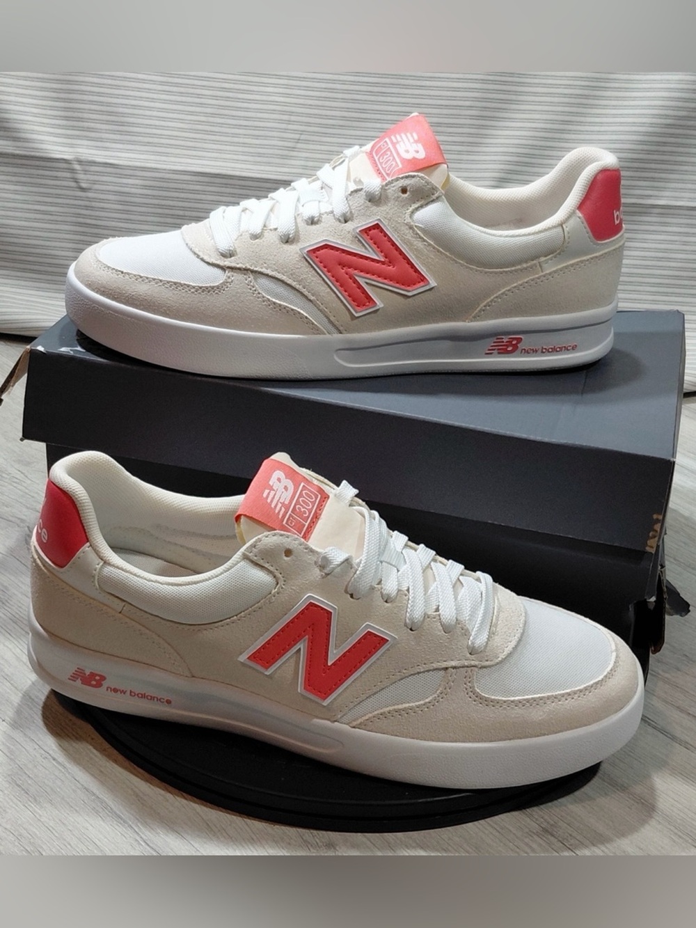 New Balance Womens CT 300 v3 Court Sneakers